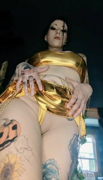 Full leaked Mikkistorm private onlyfans photo
