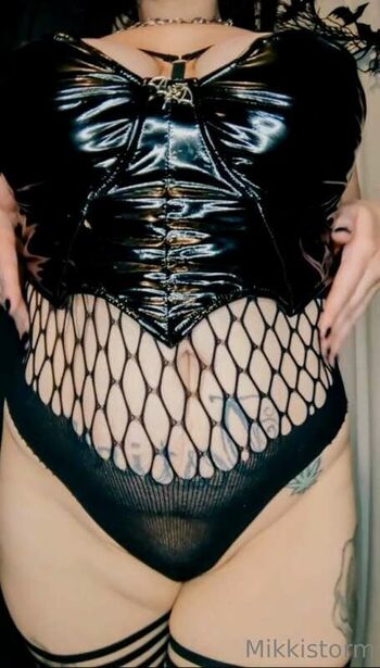 Full leaked Mikkistorm private onlyfans photo