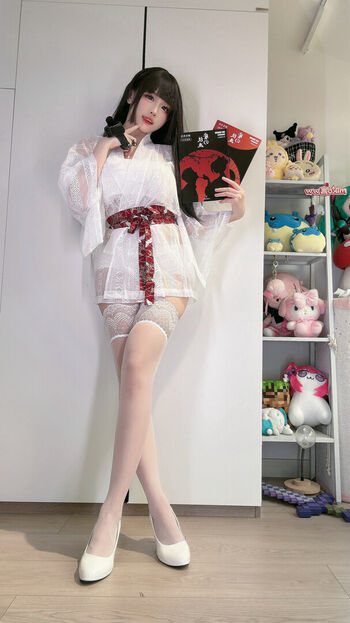 Full leaked Mikomikoww page private onlyfans photo