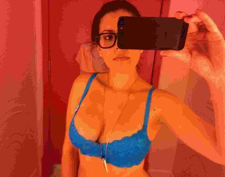 Full leaked Mila private onlyfans photo