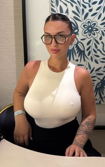 Full leaked Milagros solodujin page private onlyfans photo