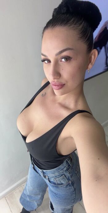 Full leaked Milagros solodujin private onlyfans photo