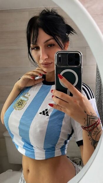 Milagros Solodujin