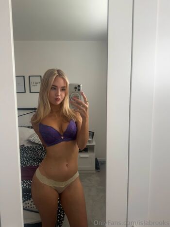 Full leaked Milanaasuna private onlyfans photo
