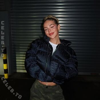 Full leaked Milaneedls page private onlyfans photo