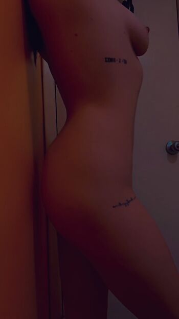 Full leaked Milanna rose private onlyfans photo