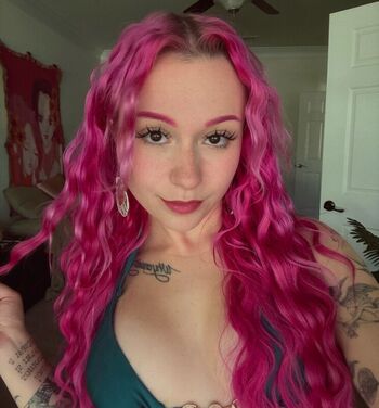 Full leaked Mildhippie page private onlyfans photo