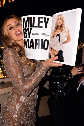 Full leaked Miley cyrus page private onlyfans photo