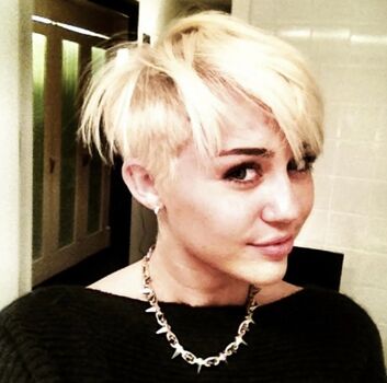 Full leaked Miley cyrus page private onlyfans photo