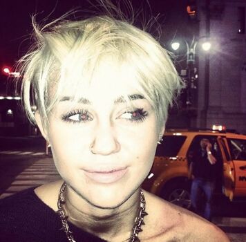 Full leaked Miley cyrus page private onlyfans photo
