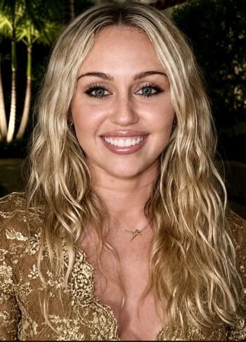 Full leaked Miley cyrus private onlyfans photo