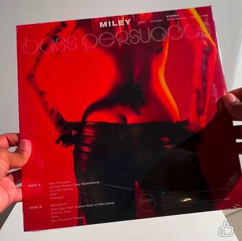 Full leaked Miley cyrus page private onlyfans photo