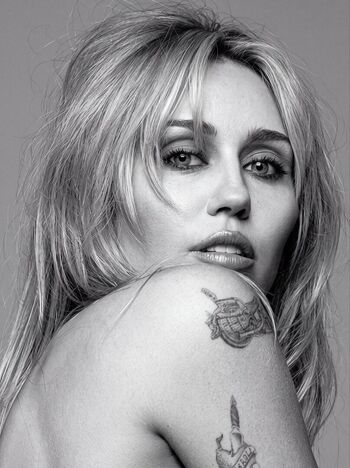 Full leaked Miley cyrus private onlyfans photo