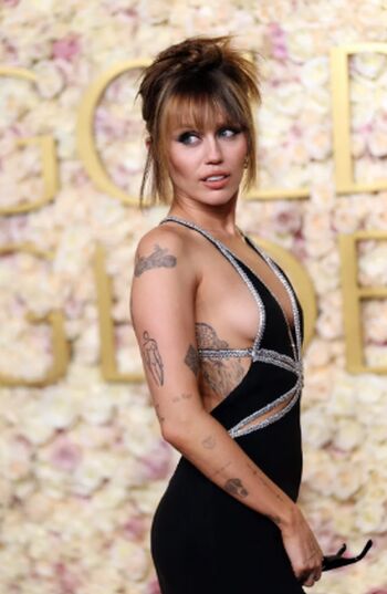 Full leaked Miley cyrus private onlyfans photo