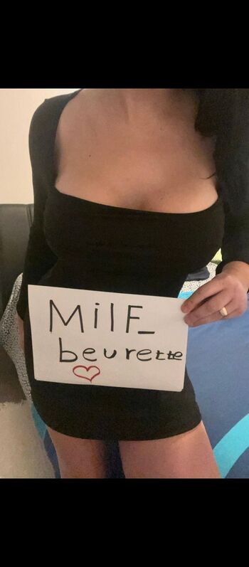 Full leaked Milf beurette private onlyfans photo