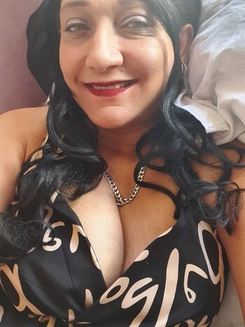 Full leaked Milf miss clare page private onlyfans photo