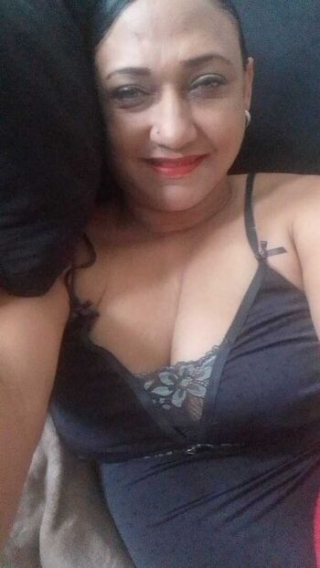 Full leaked Milf miss clare private onlyfans photo