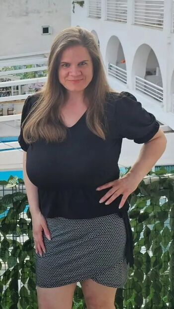 Full leaked Milikkashad page private onlyfans photo