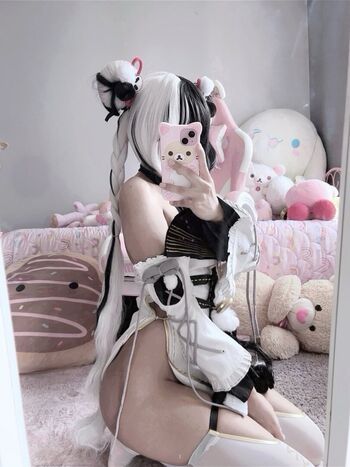 Full leaked Milkiewaifu private onlyfans photo