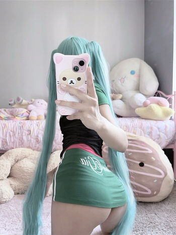 Full leaked Milkiewaifu private onlyfans photo