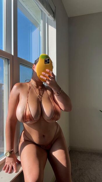 Full leaked Milkysips private onlyfans photo