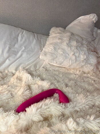 Full leaked Milla royce persifnut page private onlyfans photo