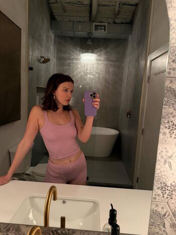 Full leaked Millie bobby brown page private onlyfans photo