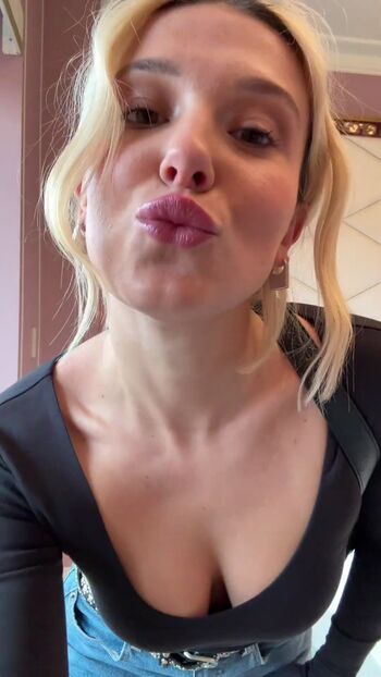 Full leaked Millie bobby brown private onlyfans photo