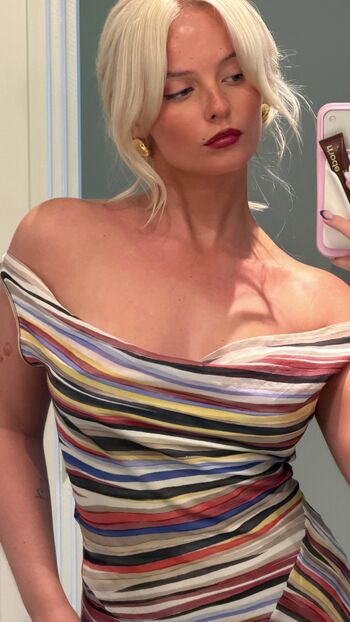 Full leaked Millie gibson private onlyfans photo