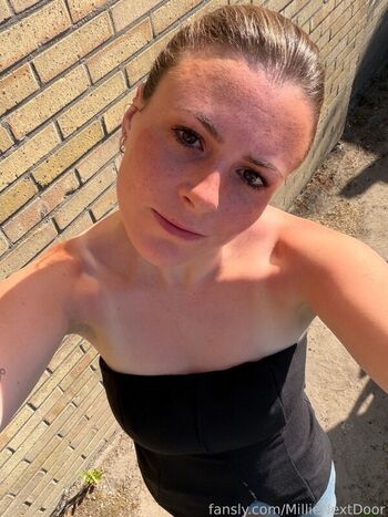 Full leaked Millienextdoor private onlyfans photo