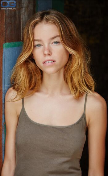 Full leaked Milly alcock page private onlyfans photo