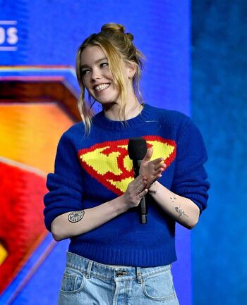 Full leaked Milly alcock private onlyfans photo