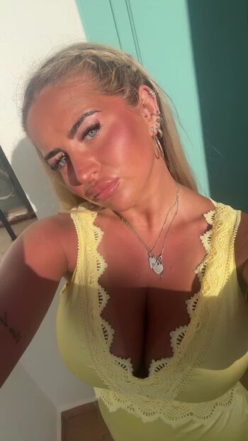 Full leaked Milly fright page private onlyfans photo