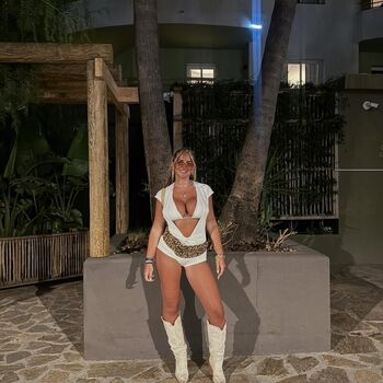 Full leaked Milly fright page private onlyfans photo