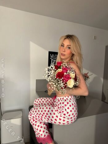 Full leaked Milschbaum page private onlyfans photo