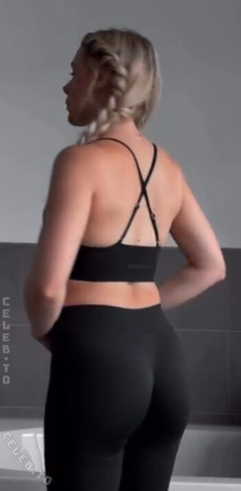 Full leaked Milschbaum page private onlyfans photo