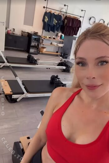 Full leaked Milschbaum private onlyfans photo