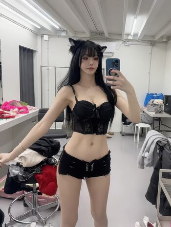 Full leaked Min hanna page private onlyfans photo