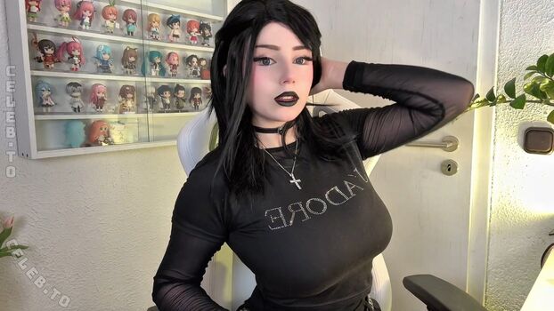 Full leaked Mina min private onlyfans photo