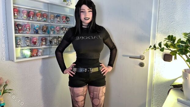 Full leaked Mina min private onlyfans photo