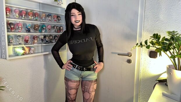 Full leaked Mina min private onlyfans photo