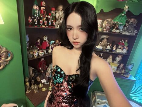 Full leaked Mina myoi page private onlyfans photo