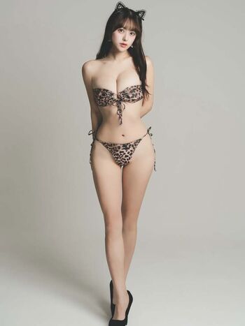 Full leaked Mina pochico page private onlyfans photo