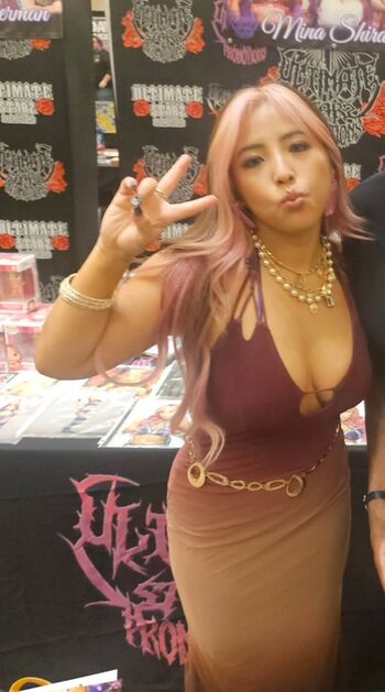 Mina Shirakawa