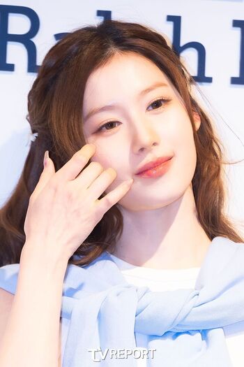 Minatozaki Sana