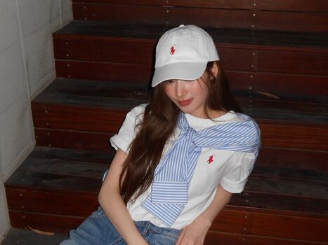 Full leaked Minatozaki sana page private onlyfans photo