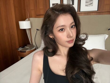 Full leaked Minatozaki sana page private onlyfans photo