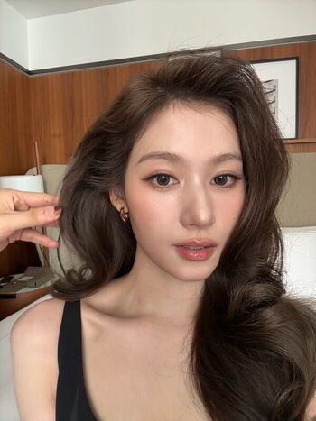 Full leaked Minatozaki sana page private onlyfans photo