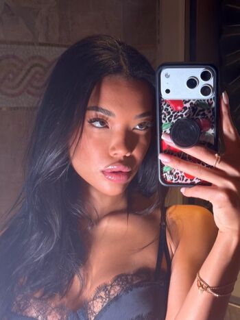 Ming Lee Simmons