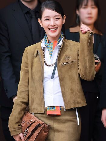 Minnie (Nicha Yontararak - I-dle